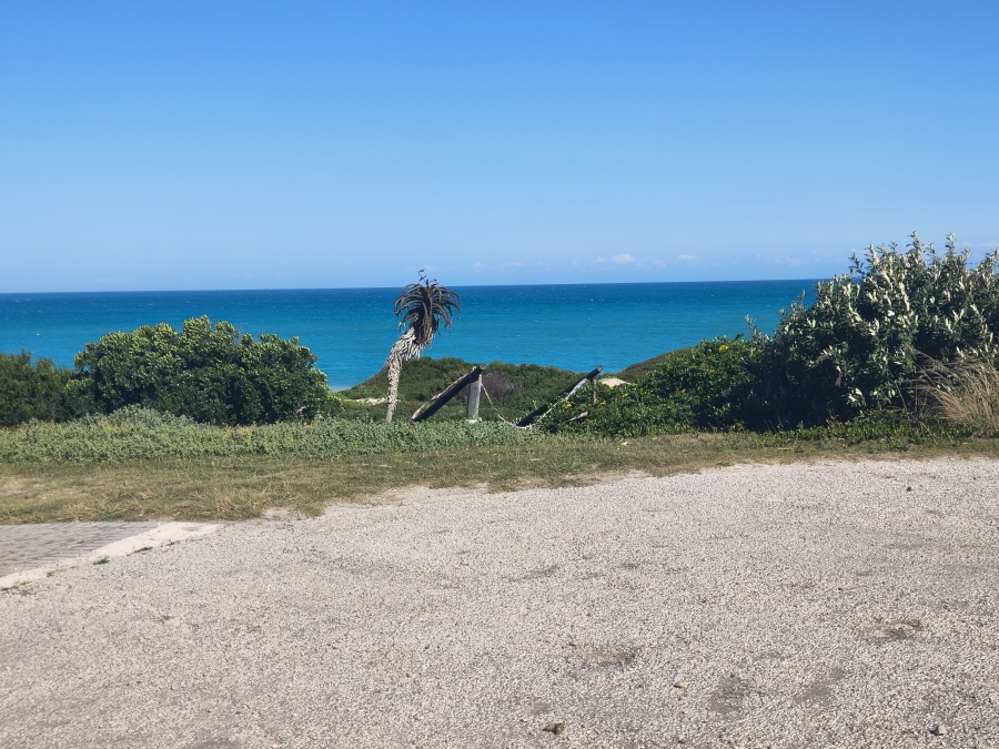 0 Bedroom Property for Sale in Paradise Beach Eastern Cape